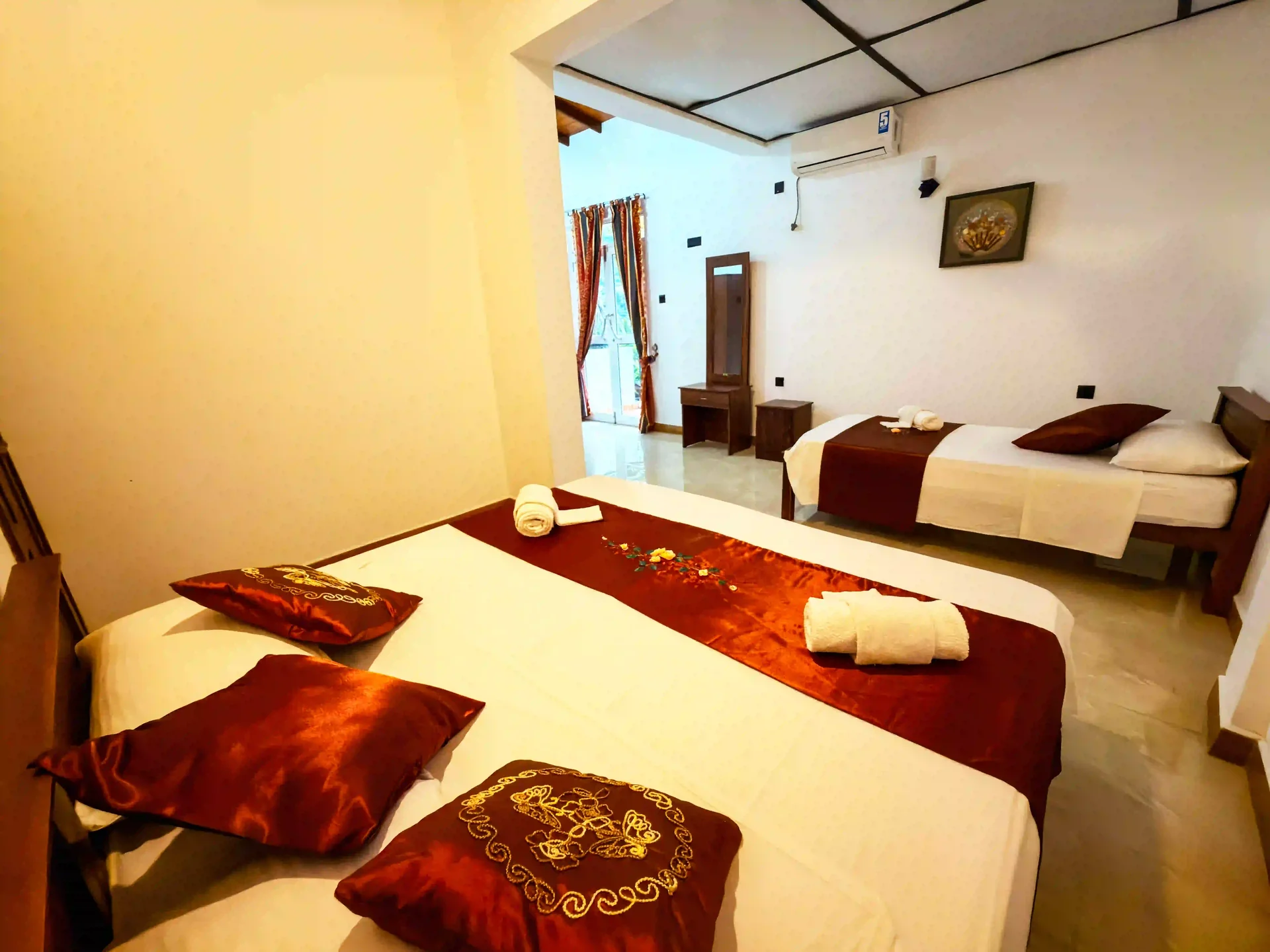 Triple Room